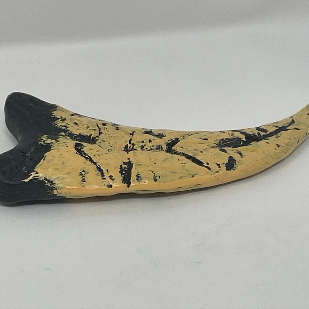 Jurassic Park Velociraptor Claw Prop Replica - Solid Resin - Heavy 3.4oz - 5" - Picture 9 of 12